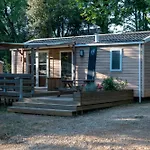 Glamping Le Pech Camping Les Eyzies