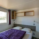 Glamping Le Pech Camping Les Eyzies