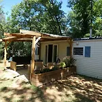 Glamping Le Pech Camping Les Eyzies