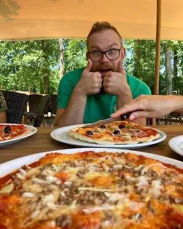 Glamping Le Pech Camping Les Eyzies