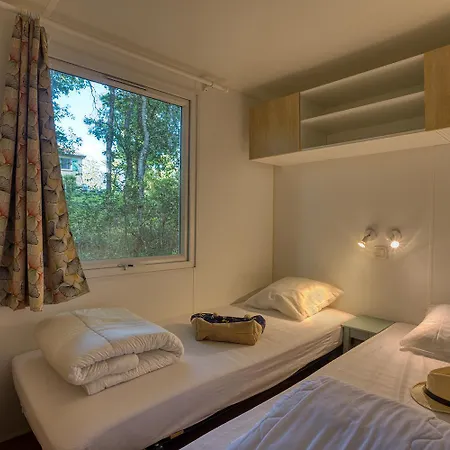 Glamping Le Pech 营地