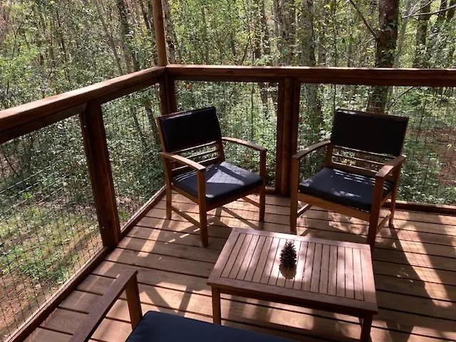 Glamping Le Pech مكان تخييم *