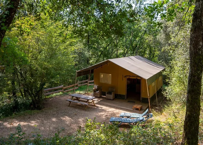 Glamping Le Pech Les Eyzies