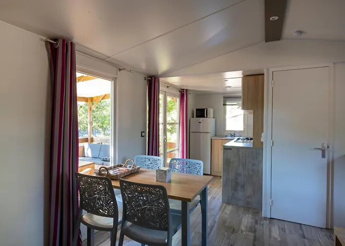 Glamping Le Pech Les Eyzies