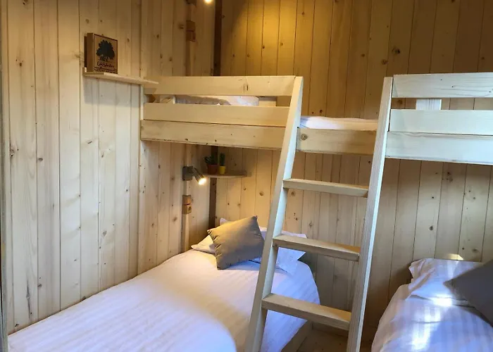 مكان تخييم Glamping Le Pech Les Eyzies